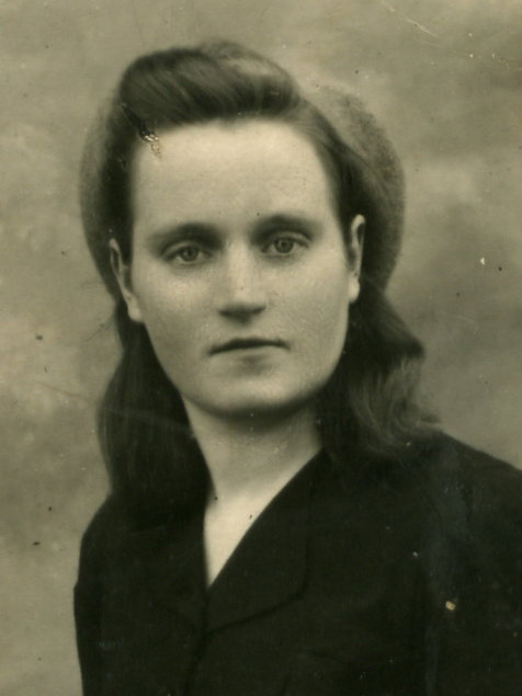 Ю.Я. Боброва. 1946 год
