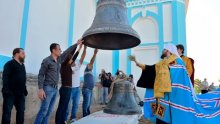 Для воссоздаваемого Казанского храма в Шексне митрополит Игнатий освятил колокола